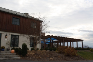 A view of the tasting room and deck at Barren Ridge Vineyard